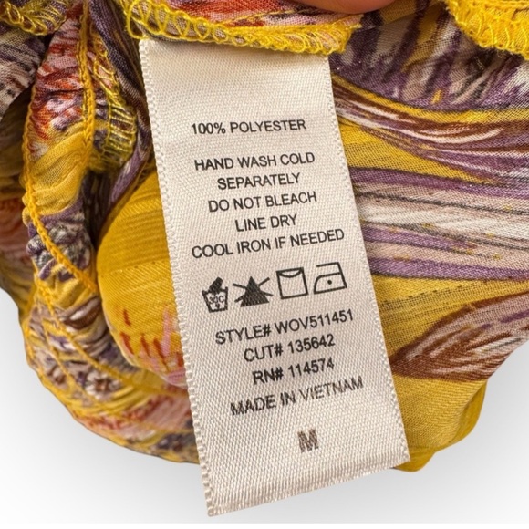 NWT ANTHROPOLOGIE PLEIONE FLUTTER SLEEVE TOP - Picture 6 of 6